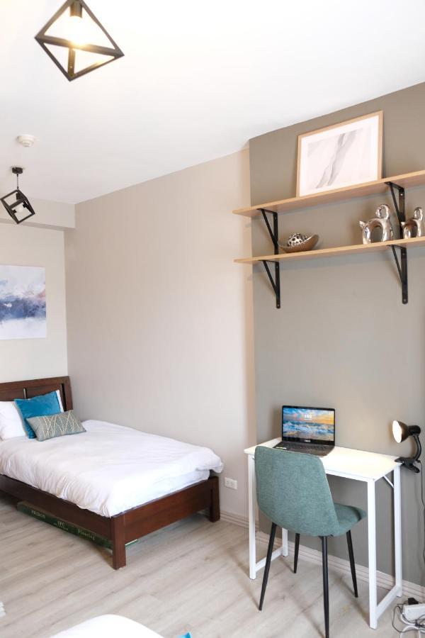 2-Bedroom Boutique City Condo - Newly Renovated! Cebu Esterno foto