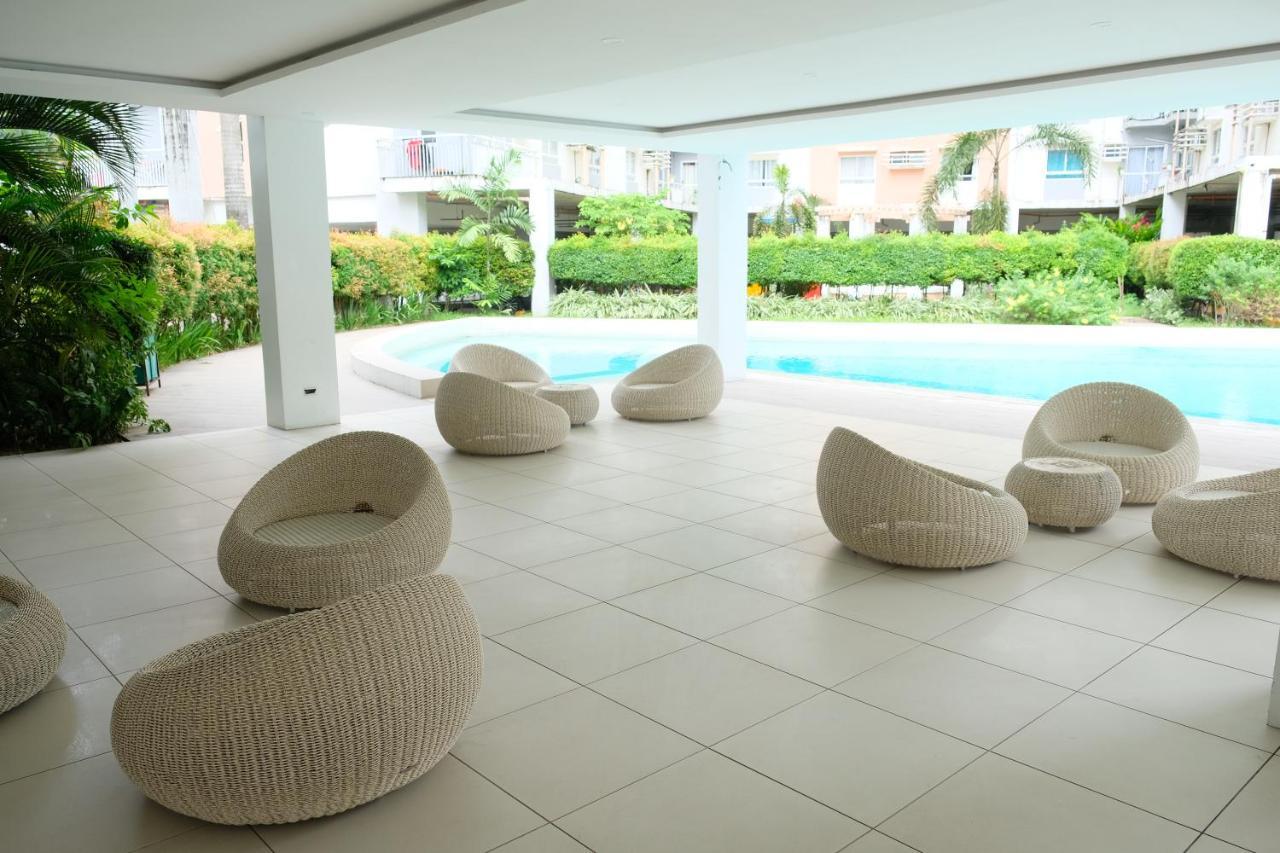 2-Bedroom Boutique City Condo - Newly Renovated! Cebu Esterno foto