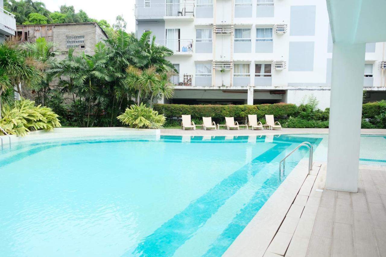 2-Bedroom Boutique City Condo - Newly Renovated! Cebu Esterno foto