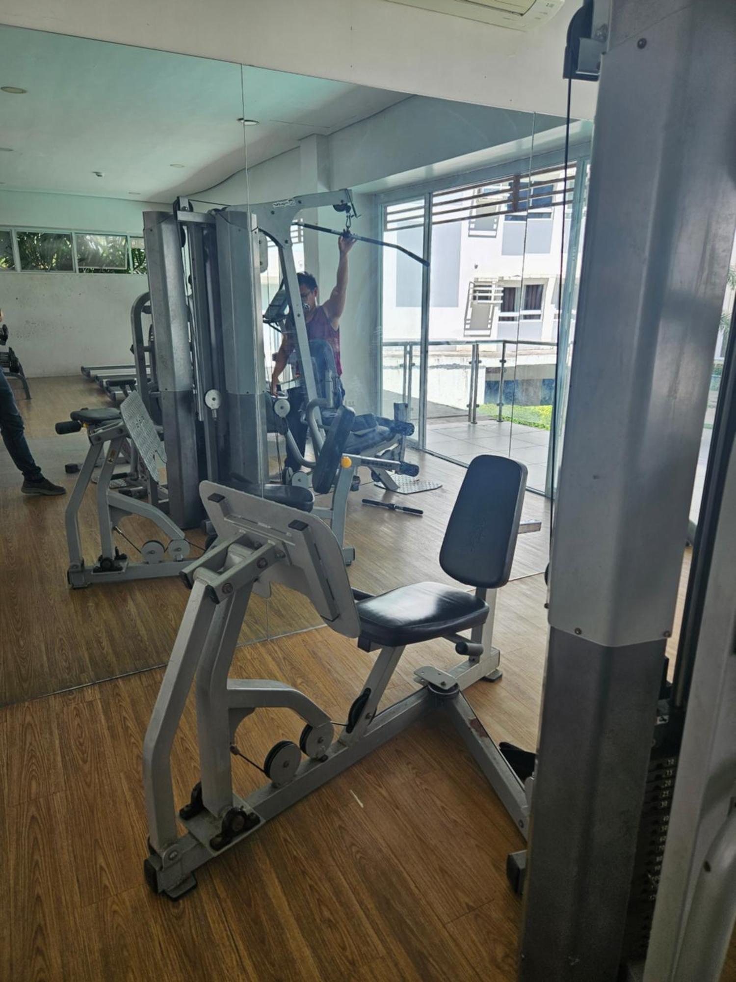 2-Bedroom Boutique City Condo - Newly Renovated! Cebu Esterno foto