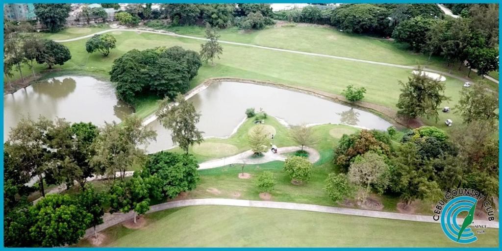 2-Bedroom Boutique City Condo - Newly Renovated! Cebu Esterno foto